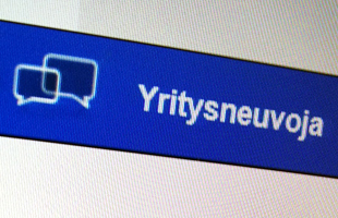 Yritys-Suomi-puhelinpalvelun chat-palveluaikaa on lisätty (Pirkanmaa) - ely  - ELY-keskus